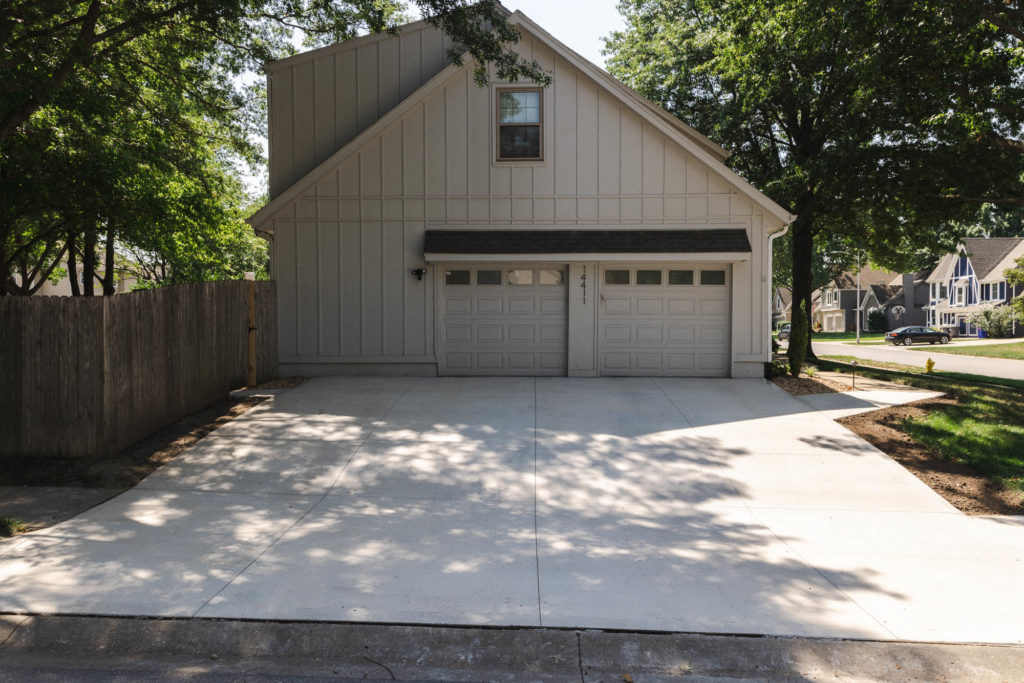 A completed driveway replacement in Kansas City